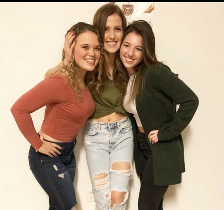 IRLgirls hd model pic