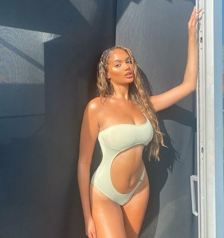 Carina Griff model nice pics