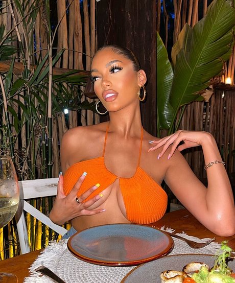 Carina Griff sexy model pictures