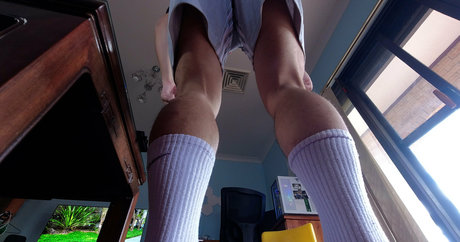 male feet sydney star pretty photos