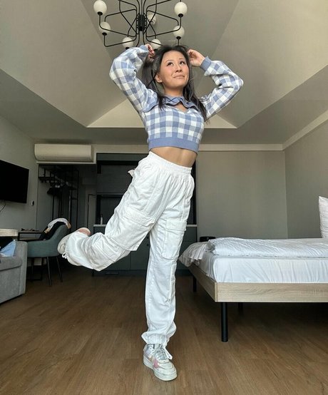 thick latina milf onlyfans art nude gallery