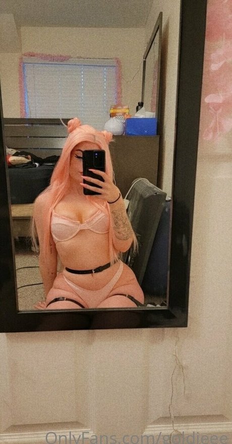 goldieee nude model galleries