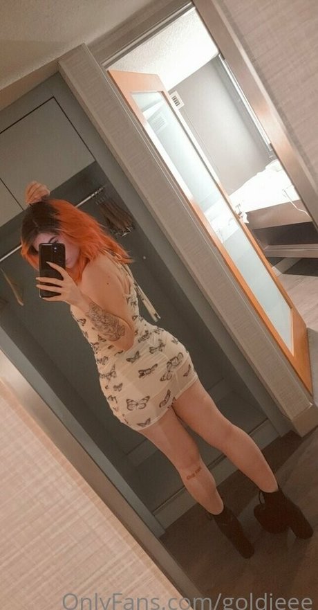 goldieee porn star picture