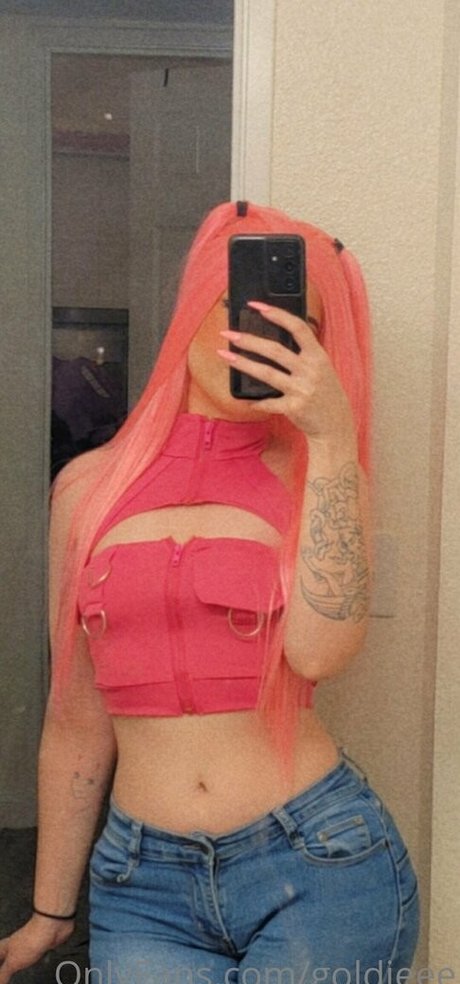 goldieee nudes actress img