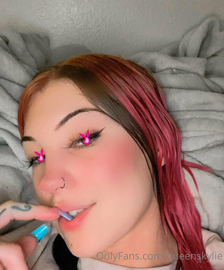 queenskylie model high quality gallery