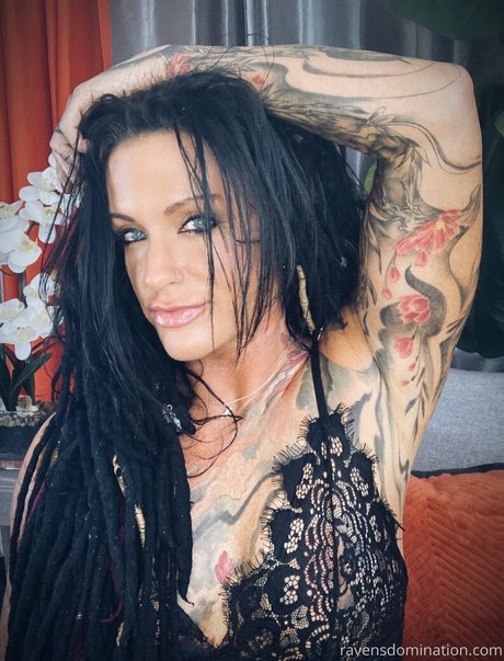 immistressraven hot actress gallery