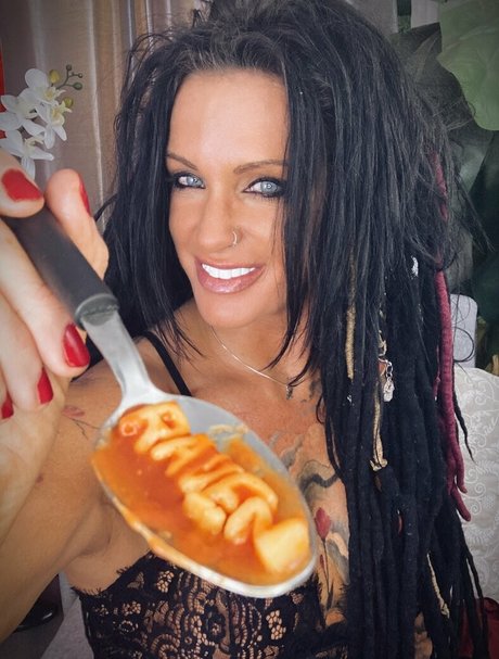 immistressraven Images