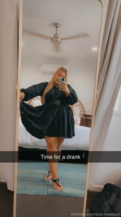 mirror onlyfans hot nude photo