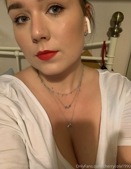 Cherry Cola sex model pic