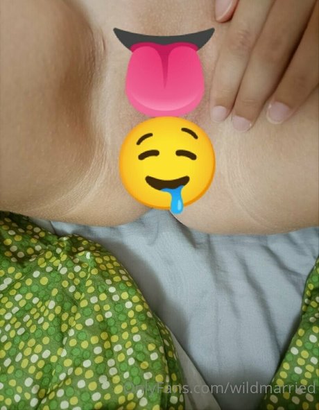 wildmarried naked pornstar photo