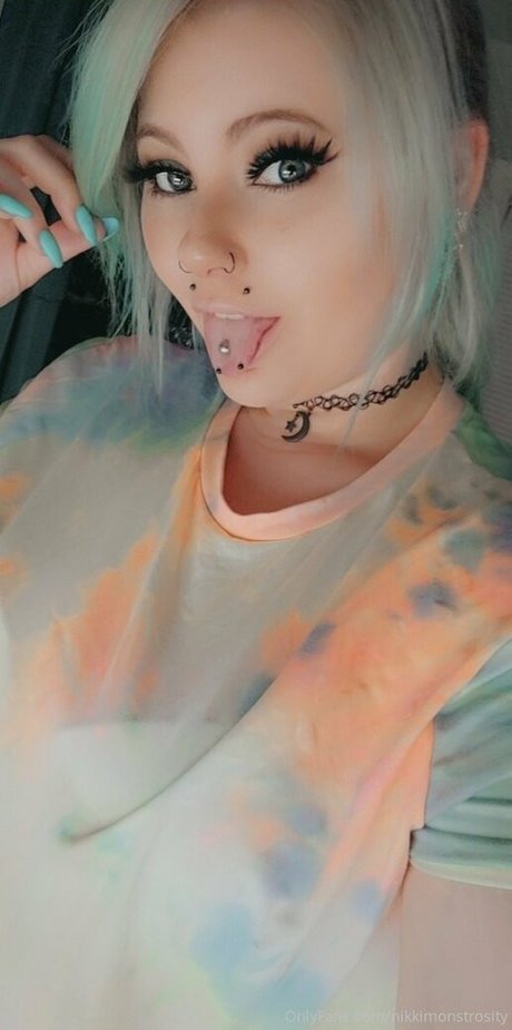 nikkimonstrosity porn model gallery