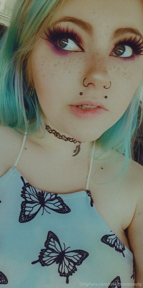 nikkimonstrosity erotic actress pic