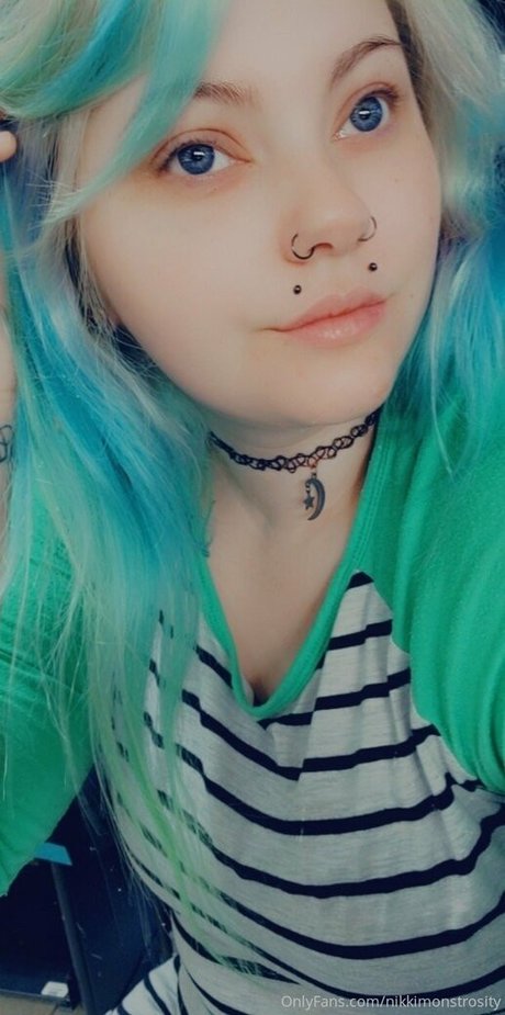 nikkimonstrosity model sexy image