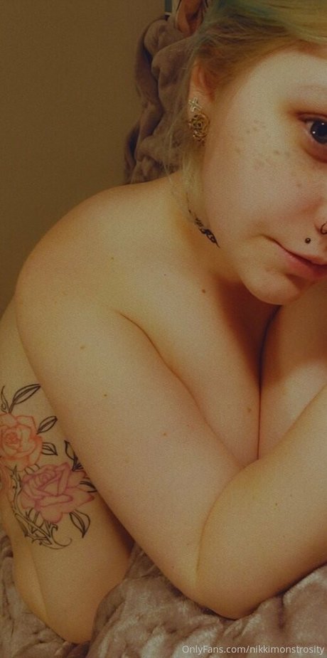 nikkimonstrosity hd actress pics