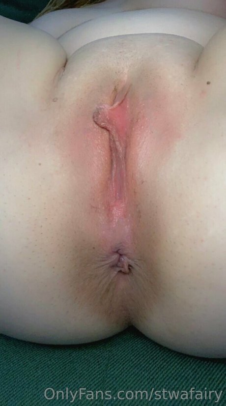 stwafairy model nude picture