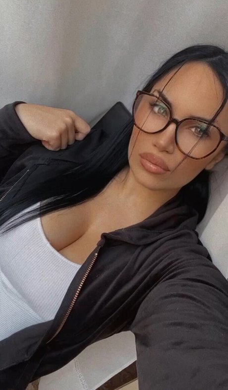 dhmhtra katee high quality actress images