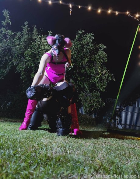 flossiepuppie pornstar nice pic