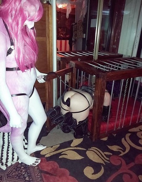 flossiepuppie nude pornstar galleries