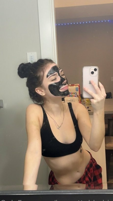 Brunettebhabie art actress archive