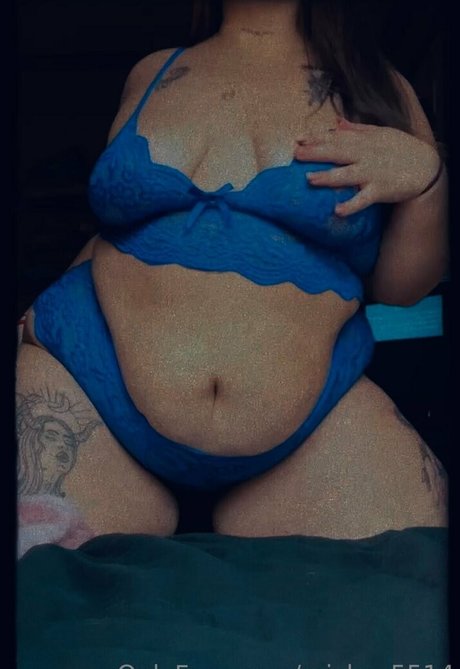 female popular onlyfans hot image