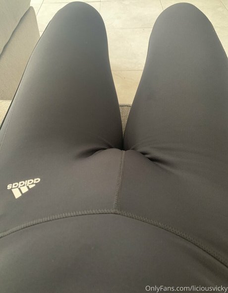 liciouzvicky sex pornstar gallery