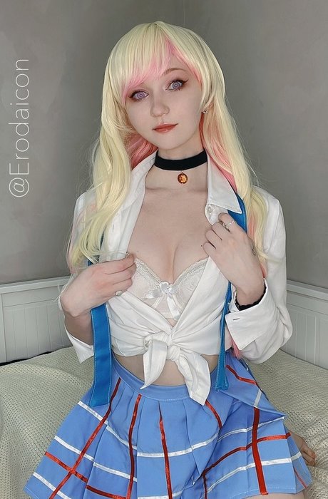 teen tits onlyfans pornographic image