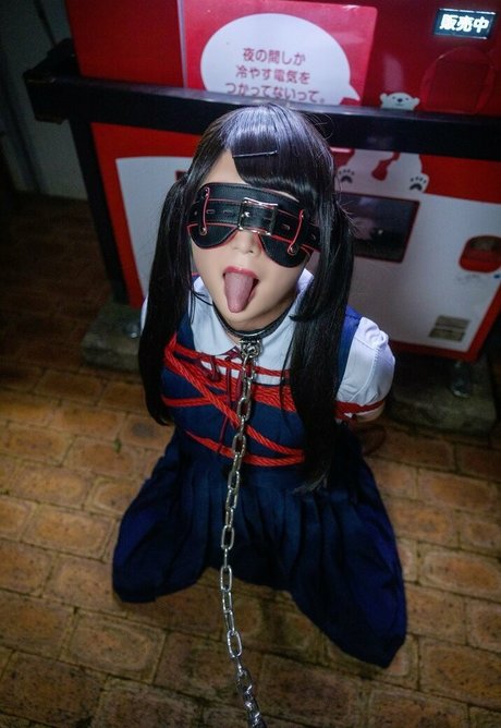 Dlemon pornographic actress picture