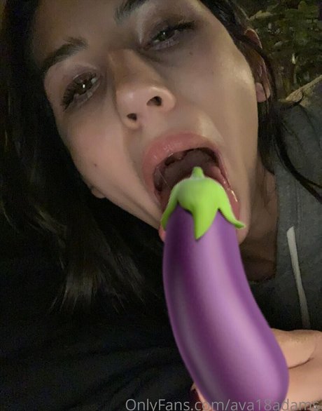 ava18adams model nudes picture