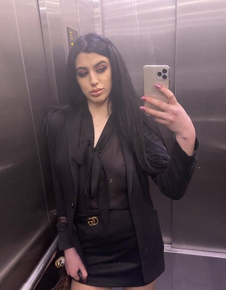 mistresskarina star hot archive