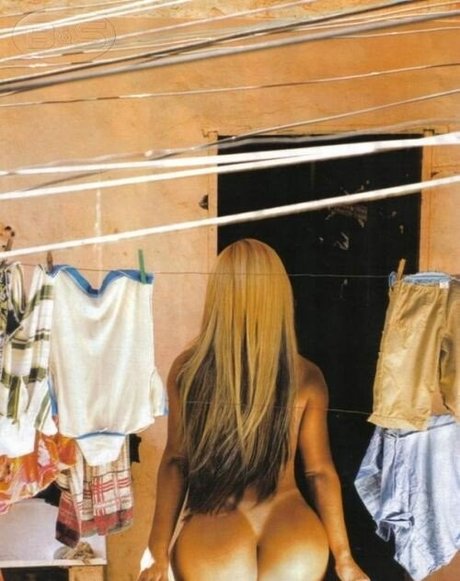 Valeska Popozuda porn model pic