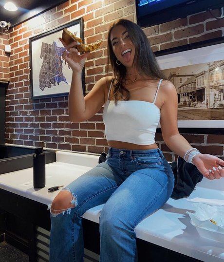 Krystin Fulton art star photos