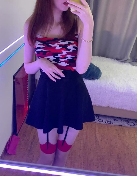 foxperryunofficial model sex photo