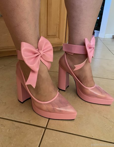 pixiechickxoxo xxx actress galleries