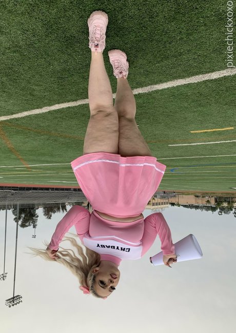 pixiechickxoxo hd model pic