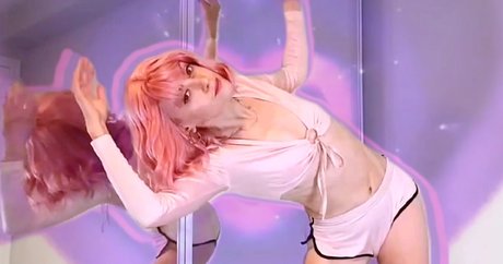 extreme onlyfans nude photo