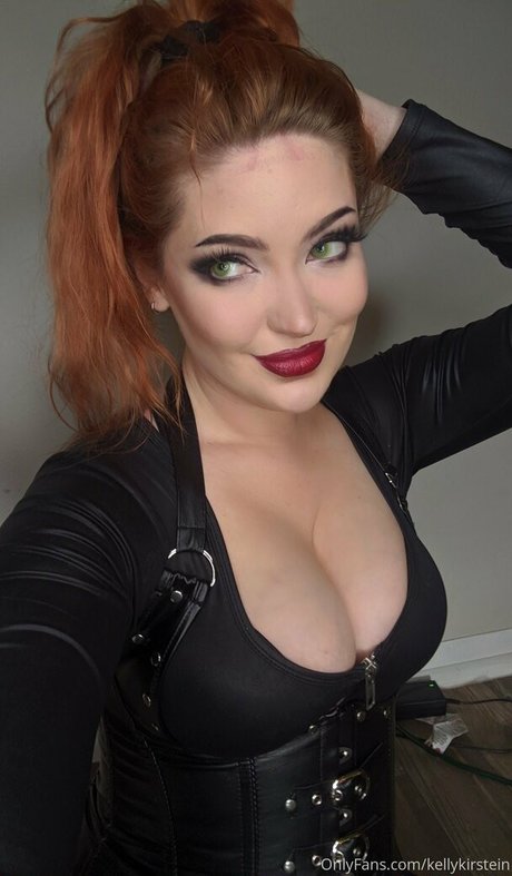 kellykirstein naked pornstar pics