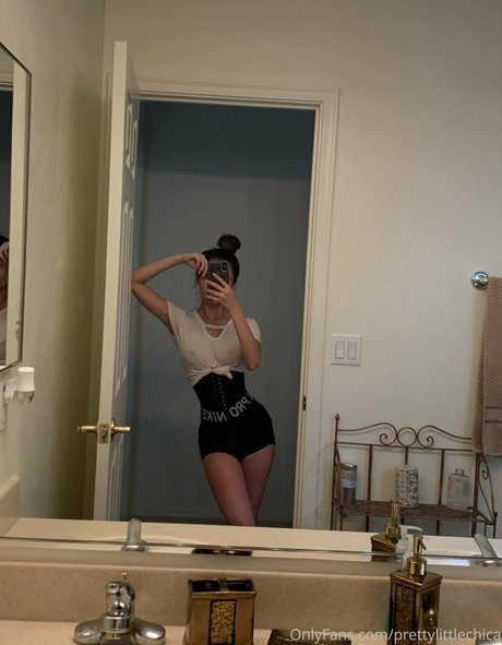 prettylittlechica xxx star photo