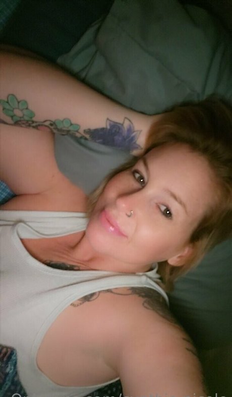 cynthia nicole star exclusive pic