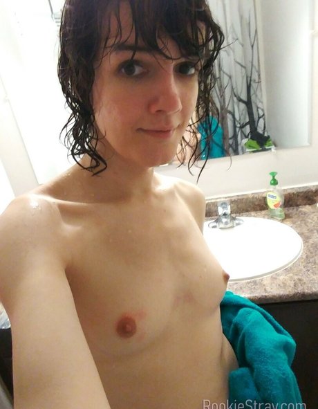 rookiestray star porn gallery