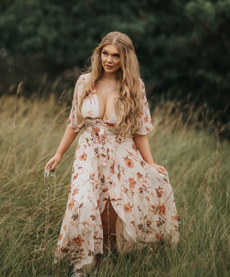 striptease onlyfans beautiful naked images