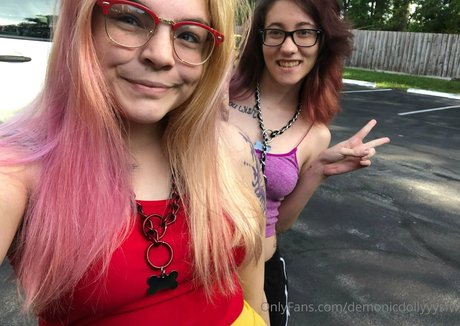 demonicdollyyysfw star pornographic pics