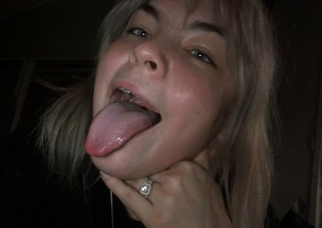 demonicdollyyysfw star porn galleries