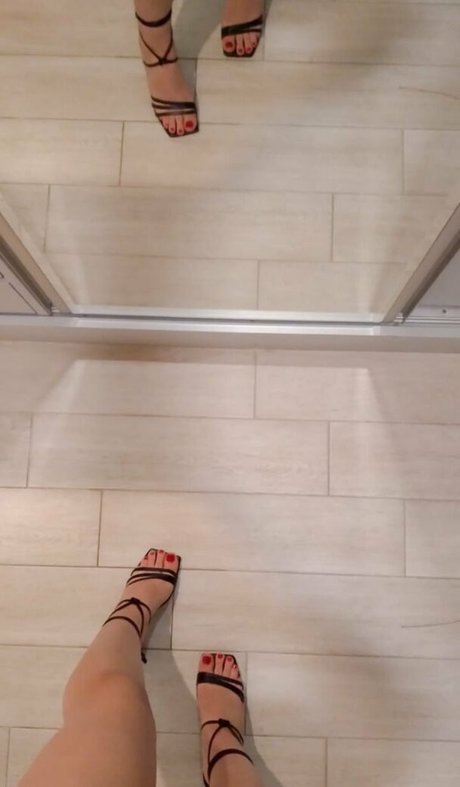 darkandpink35 model free image