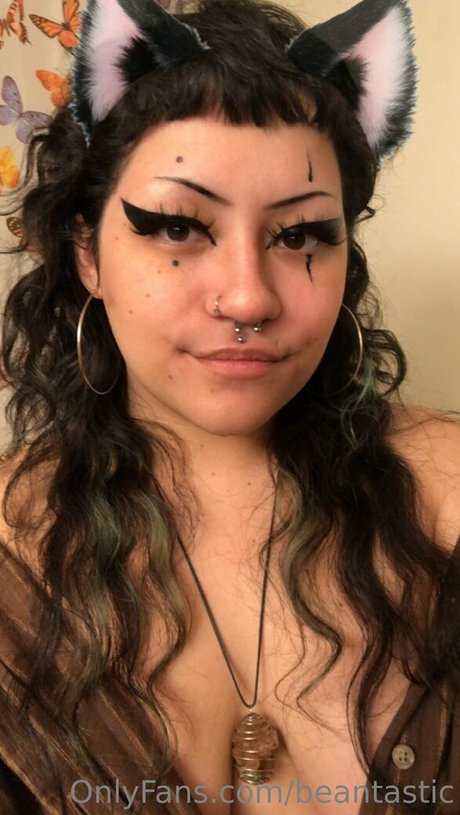 beantastic exclusive actress image