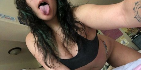 beantastic naked actress picture