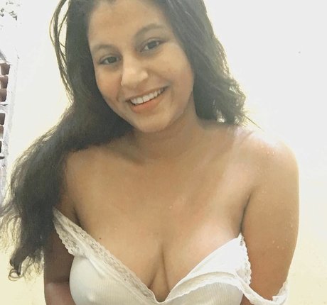 Gostosas Vazadas model picture