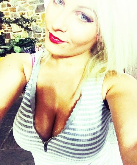 shemale cum in mouth onlyfans hd photos