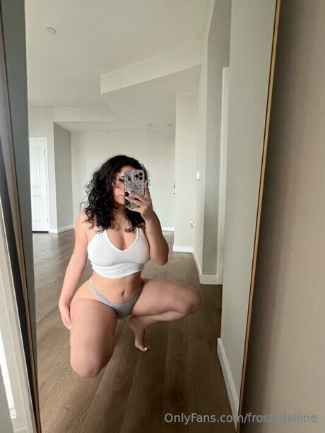 frostedaliine perfect actress images