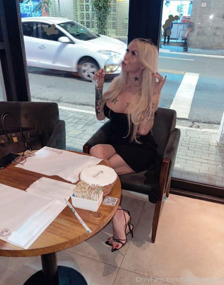 fabiolavoguel beautiful star galleries