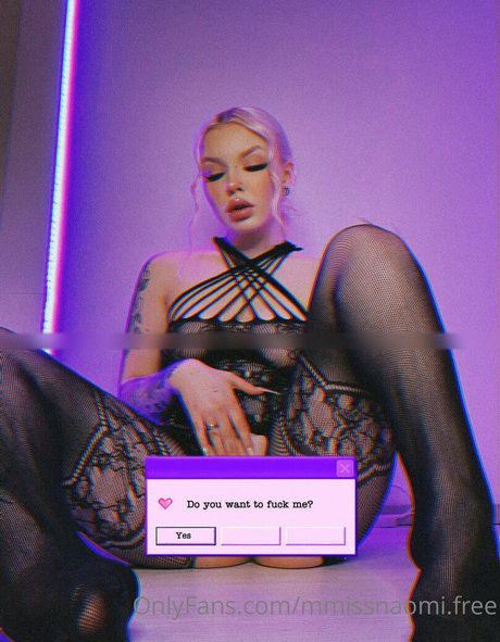 mmissnaomi free nudes star gallery